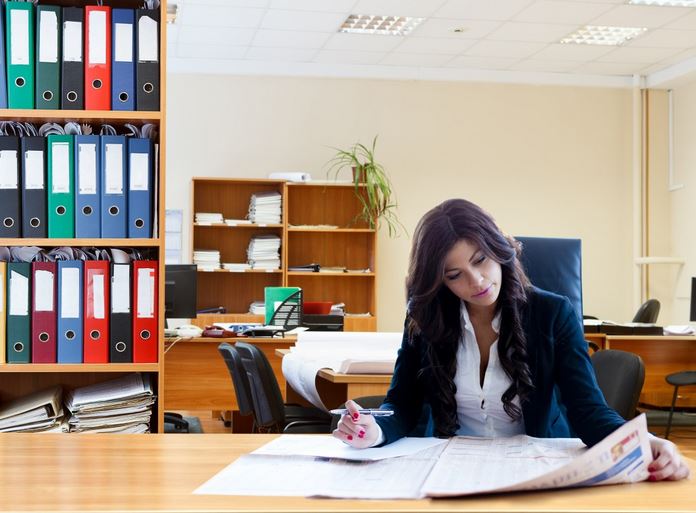 Cómo adaptarse a la rutina laboral de forma fácil
