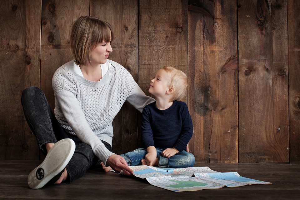 La maternidad no debe ser un freno a la carrera laboral de las mujeres