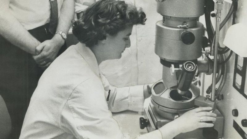 June Almeida: la madre de la vacuna del coronavirus