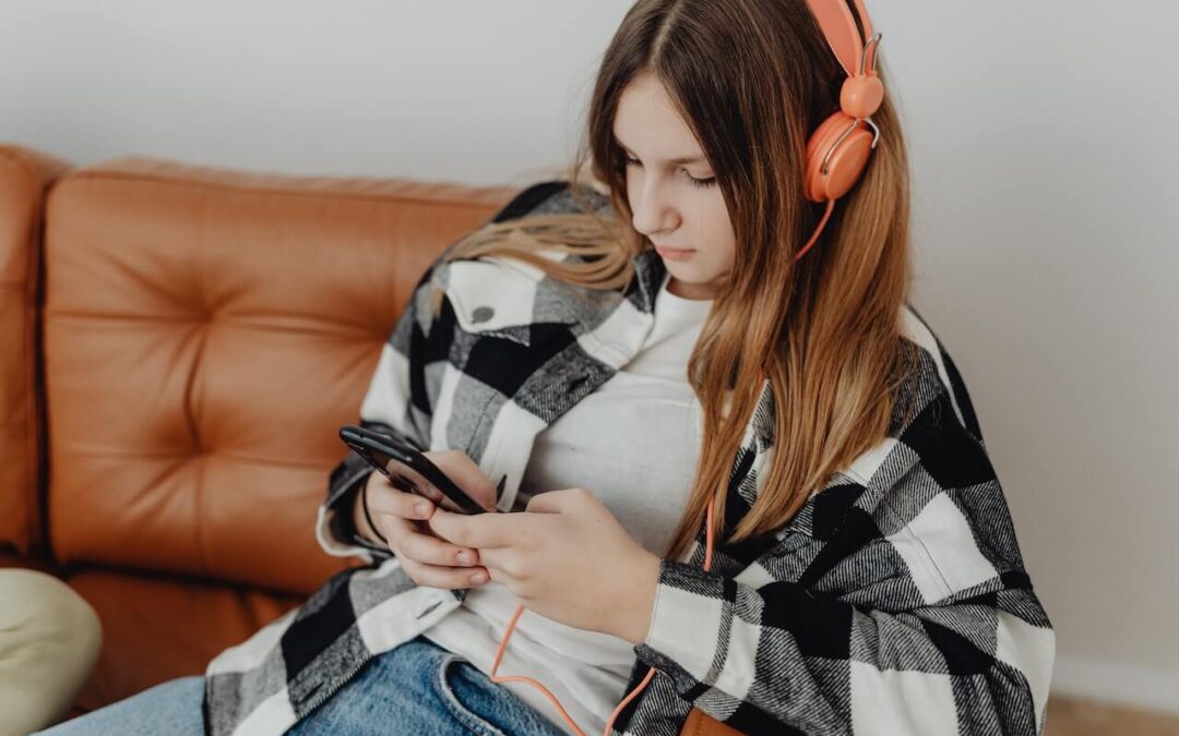 Punto Violeta de TikTok, información para la juventud